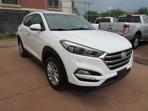 Imagen 2 de 15 de Hyundai Tucson 2016 Limited Tech Ta