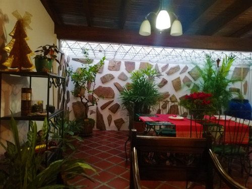 Imagen 10 de 27 de Lujosa E Impecable Casa En El Valorado Conjunto Terrazas Buenaventura I