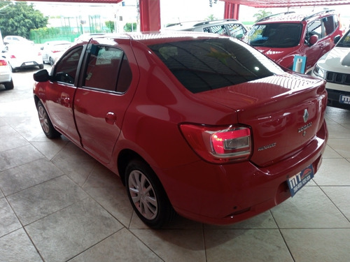 Imagem 17 de 23 de Renault Logan 2018 1.0 12v Expression Sce 4p