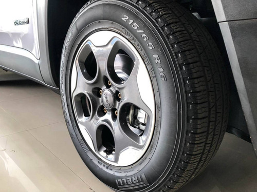 Imagem 8 de 9 de Jeep Renegade 1.8 16v Flex 4p Automático