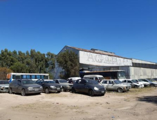 Imagen 6 de 7 de Alquiler De Local Y Galpones, Amplia Playa De Estacionamiento