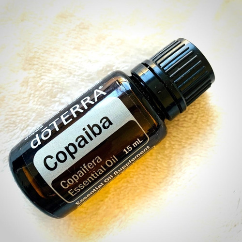 Aceite Esencial Copaiba - Probando Esencias
