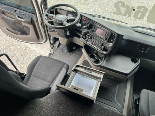 Scania R 450 6x2 Ano 2022/2023 Branco Susp. Ar R450 R460 420
