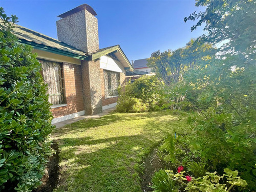 Casa En Venta De 3 Dorm. Domingo Bondi, Las Condes