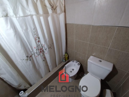 Casa En Venta Con Quincho Y Pileta