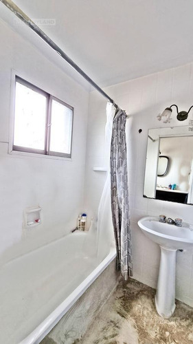 Imagen 16 de 26 de Casa Chalet De 2 Plantas Con Pileta En Venta En San Isidro, Santa Rita