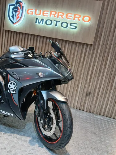 Yamaha R3 320 2017