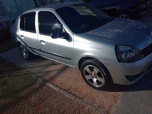 Imagem 6 de 11 de Renault Clio Sedan 2008 1.6 16v Privilège Hi-flex 4p