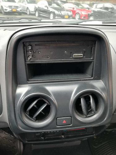 Nissan Np300 Frontier 2.4 Estacas 4x2 Mod 2012