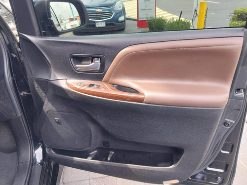 Toyota Sienna 3.5 Limited At
