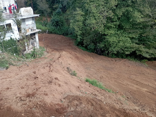 Terreno En Valle De Bravo Casas Viejas