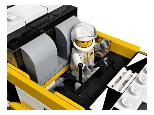 Imagen 4 de 5 de Set de construcción Lego Speed Champions 1985 Audi Sport quattro S1 250 piezas en caja