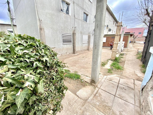 Imagen 3 de 10 de Departamento Monoblock En Planta Baja, Melipal