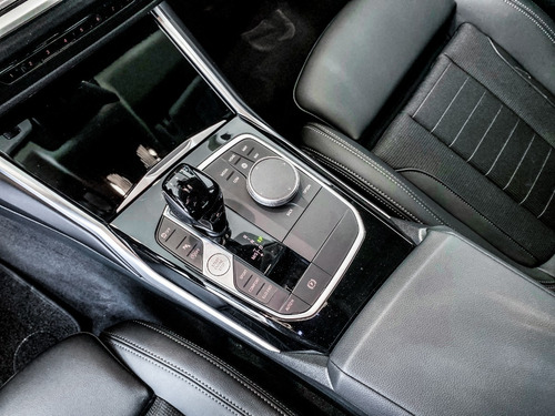Imagen 13 de 21 de Bmw Serie 3 330i Sportline 0 Km 2023 - Bmw Autopremier