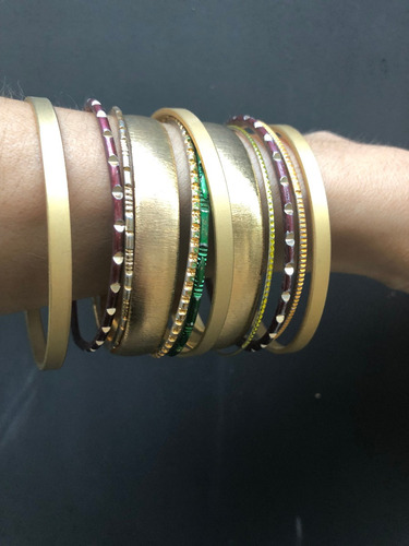 Kit Com 12 Pulseiras Morana Acessórios