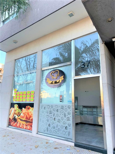 Imagen 5 de 13 de Local Comercial // Fray Cayetano Rodriguez 37 // Moron
