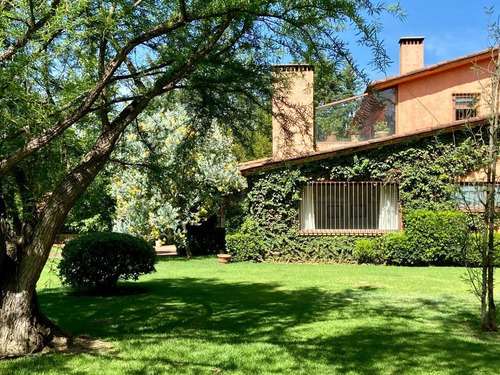 Casa De Campo, Con Pozo De Agua Propio, En Venta, En Huasca De Ocampo