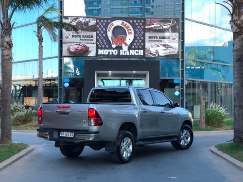 Toyota Hilux 2017 Srv Pack 2.8 Manual 4x2 Con Cuero !