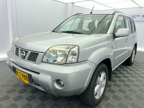 Nissan X-Trail S