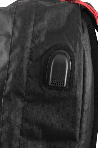 Mochila Montaña Pokhara 25l Semi-impermeable Wallis Color Bicolor