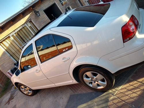 Volkswagen Bora 2.0 Trendline 115cv 2014
