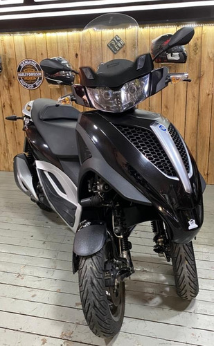 Imagen 15 de 25 de Piaggio Vespa Mp3 Yourban Lt300ie