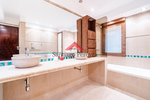 Buena Casa En San Rafael De Cuatro Dormitorios Con Pisicina- Ref: 6467