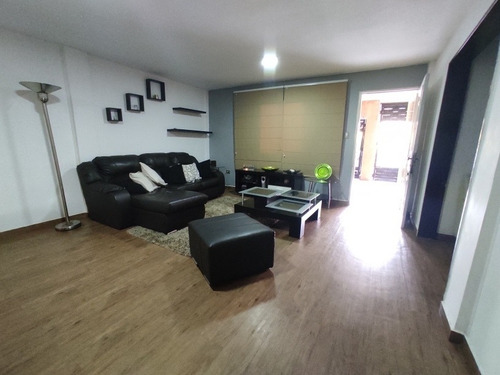Imagen 4 de 10 de Apartoquinta En Prebo En Venta Calle Cerrada