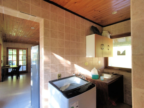 Condominio El Castaño, Laguna De Aculeo, Paine, Rm.