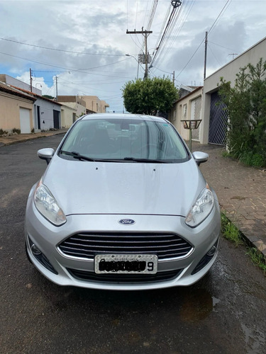 Ford Fiesta 1.6 TITANIUM HATCH 16V FLEX 4P AUTOMÁTICO