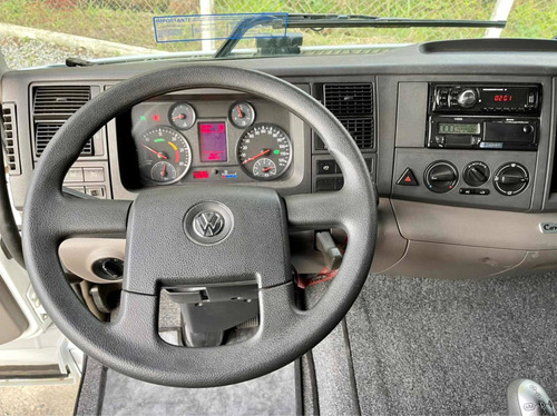 Imagem 11 de 14 de Volkswagen 19.360 Prime Vtronic