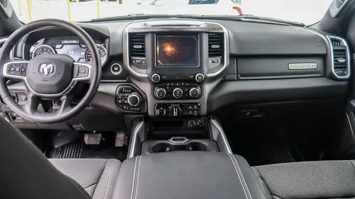 RAM Ram 1500 5.7 Mild-Hybrid Bighorn Off Road Crew Cab 4x4 At