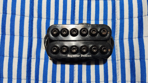 Seymour Duncan Invader