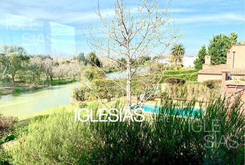 Casa Al Lago En Venta 4 Dormitorios En Las Glorietas, Nordelta