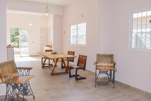 Imagen 9 de 12 de Venta De Espectacular Casa Reciclada En El Corazon De Sayago Con Renta