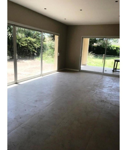 Imagen 6 de 25 de Excelente Casa De 4 Ambientes En Venta En Las Orquideas