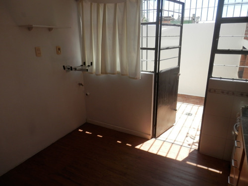 Divina Casa De 1 Dormitorio En La Blanqueada!!!!!