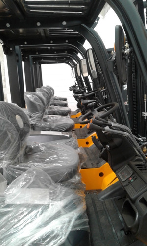Imagen 5 de 15 de Autoelevador Samuk 1.8 Toneladas Torre Triple 4.80 Mts.