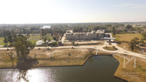 Imagen 8 de 21 de Venta - Lote - Terreno - Barrio Laguna Grande - Villanueva - Tigre - Al Agua