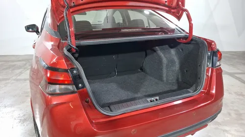 Nissan Versa 1.6 Advance Cvt