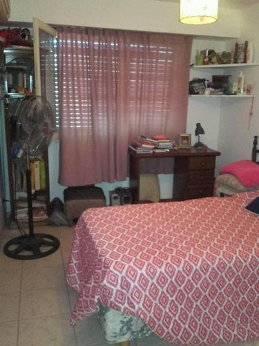 Venta - 2 Casas - Multifamiliar - 4 Ambientes - 3 Ambientes - Castelar - Casa - Inversor