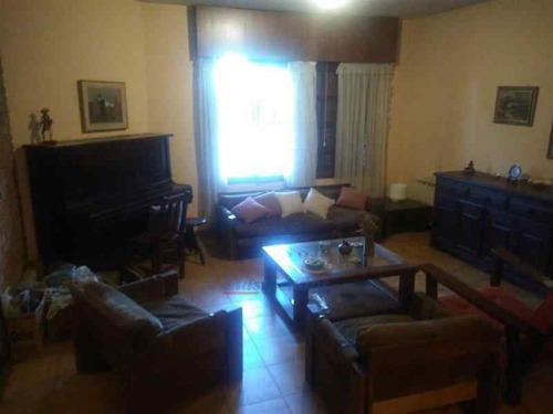 Casa En Venta Granja De Funes 3 Dormitorios