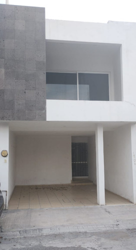 Se Vende Casa Col Los Olivos Celaya