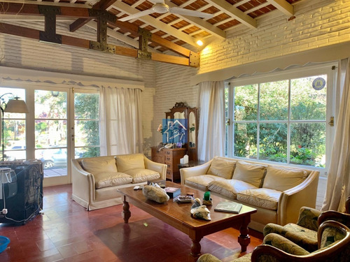 Casa En Venta Playa Mansa Punta Del Este- Ref: 1062