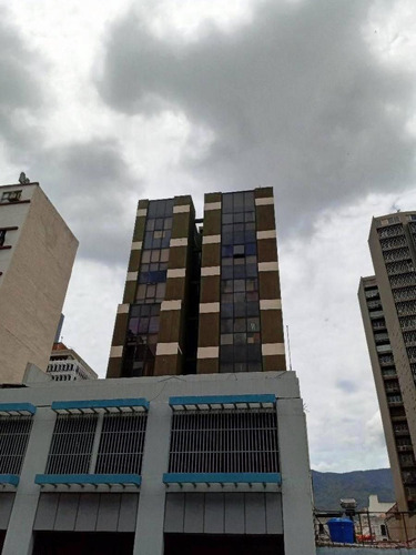 Oficina En Venta - Urb. Catedral