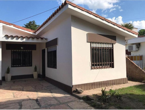 Villa Carlos Paz, Santa Rita, Casa En Venta!