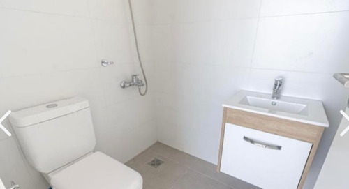Selene Piso En Alquiler Al Rio 4 Ambientes Y Dependencias.
