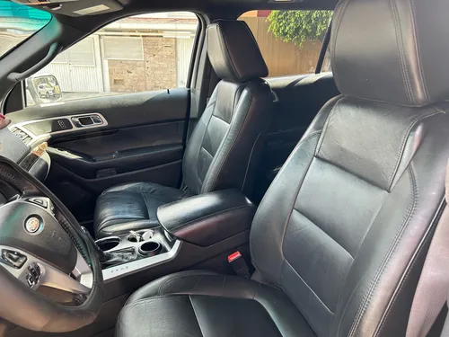 Ford Explorer 4.0 Limited V6 Sync 4x2 Mt