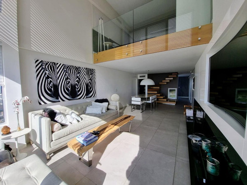 Imagen 5 de 30 de Venta Penthouse Amoblado Vistas 360° Único. Mirabilia.