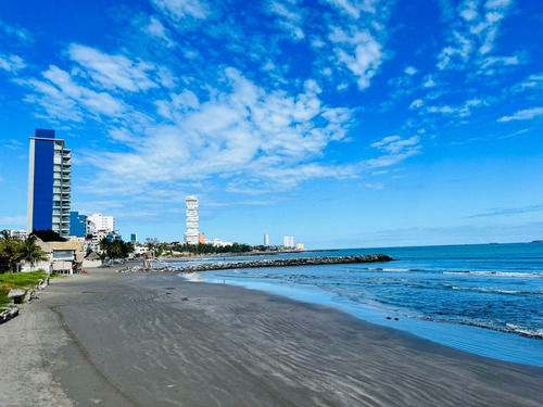 Oficina En Renta En Veracruz, Col Centro Boca Del Río, Veracruz.
